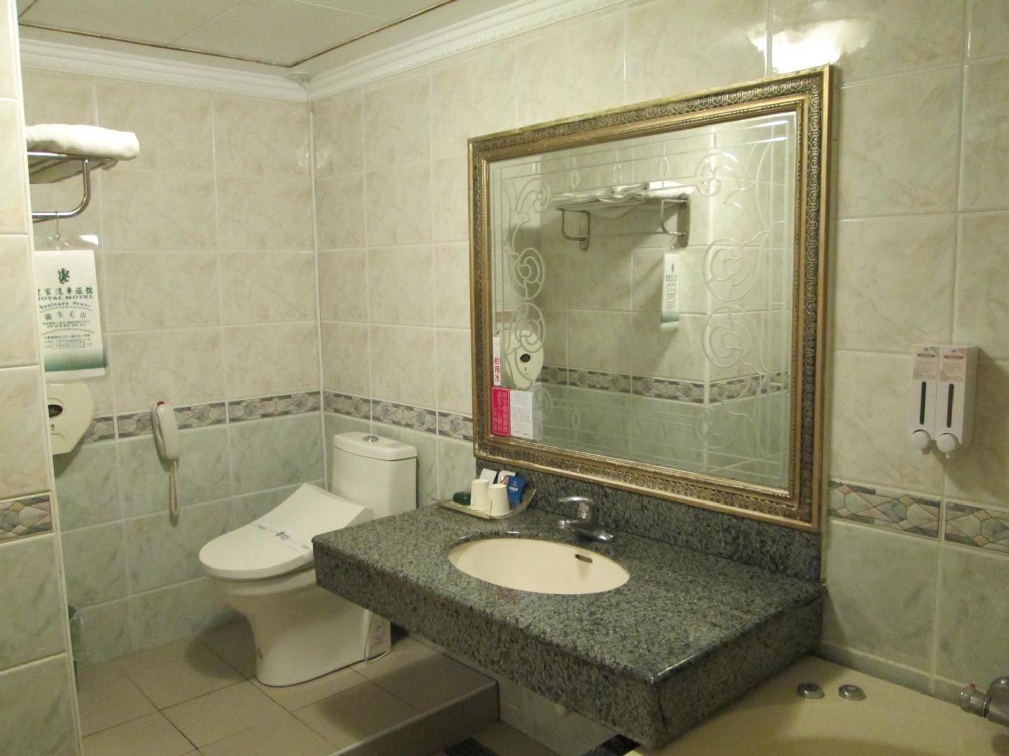 Huangjia Motel Tainan Exterior photo